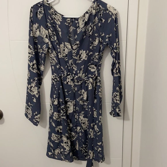 Floral full-sleeved Summer Dress - Picture 2 of 4